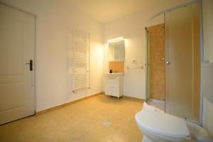 Galeriebild der Unterkunft Pensiunea HERA Hațeg in Haţeg