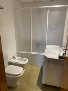 Koupelna v ubytování Hostal Meson Pepa