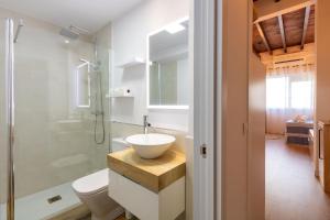 Kúpeľňa v ubytovaní Fabie Triana Loft by Valcambre