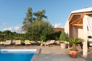 Baseinas apgyvendinimo įstaigoje Villa Green Oasis - Adriatic Luxury Villas arba netoliese