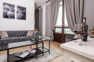 Posedenie v ubytovaní Montalbera Wine Suites