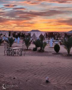 صورة لـ Saharian Luxury Camp Deluxe Familly Quadriple في مرزوقة +12 صورة