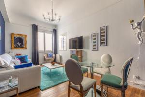 Posedenie v ubytovaní INTERNATIONAL ROSA BLUE - Design - Centre Ville - Ancien Palace