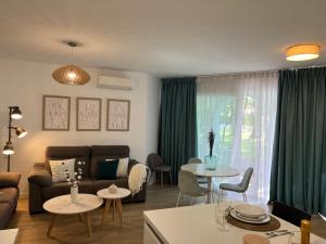 Posedenie v ubytovaní PUERTO BANUS Apartamento PICASSO