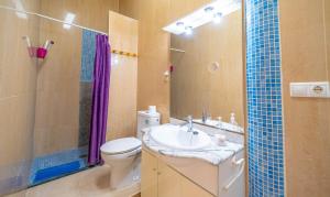 Koupelna v ubytování Bonito Apartamento + 7 fotografií