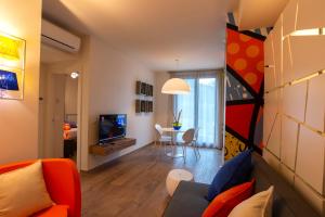 TV a/nebo společenská místnost v ubytování Bocelli Guest House