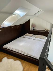 Postel nebo postele na pokoji v ubytování Apartmán Marianna