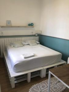 Cama o camas de una habitación en Angatu Hostel