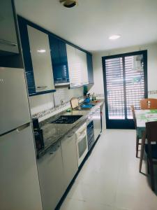 Kép Double Room with bathroom szállásáról Alicantéban a galériában Még 4 kép