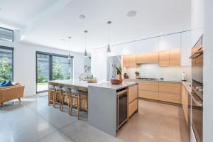 Gallery image of Cypress Chalet by Outpost Whistler in Whistler