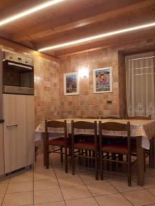Kuchyň nebo kuchyňský kout v ubytování Chalet Karin