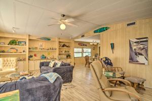 Fotografie z fotogalerie ubytování On-Site Canal Access St James City Home v destinaci Saint James City