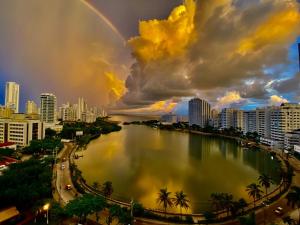 Naturlandskabet i nærheden af lejligheden
