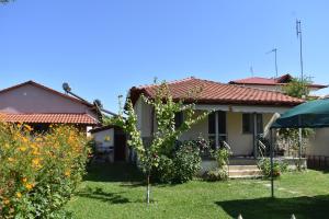 Vonkajšia záhrada v ubytovaní IOANNIS SEASIDE VILLA