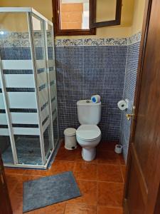 Un baño de Apartamento La Caletilla