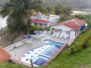 Bazén v ubytování Hotel Bellavista Isla del Sol nebo v jeho okolí