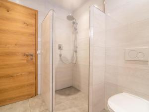 Ein Badezimmer in der Unterkunft Haus Bergblick