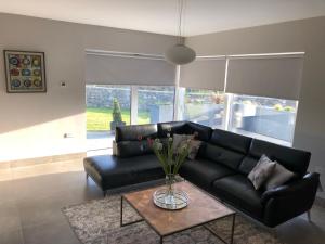 Fotografie z fotogalerie ubytování Exquisite Galway City Luxury home – Sleeps 10 v destinaci Galway