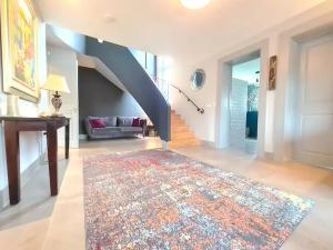Fotografie z fotogalerie ubytování Exquisite Galway City Luxury home – Sleeps 10 v destinaci Galway