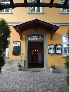 Exteriér alebo vchod do ubytovania Hotel Praha Potštejn