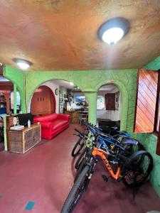 Fitness centrum a/nebo fitness zařízení v ubytování Lonesome George Ecolodge