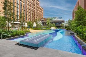 Bazén v ubytování M Resort & Hotel Kuala Lumpur nebo v jeho okolí
