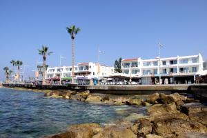 Foto de la galería de Paphinia SeaView Apartments en Pafos