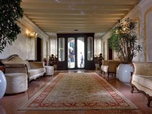 Posezení v ubytování Hotel Ai Reali - Small Luxury Hotels of the World