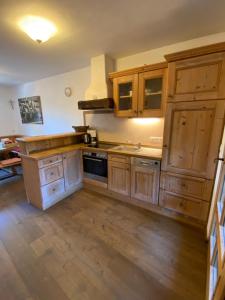 Kuchyň nebo kuchyňský kout v ubytování Ferienhaus Islitzer