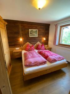 Postel nebo postele na pokoji v ubytování Ferienhaus Islitzer