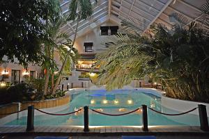Bazén v ubytování Tropical Hotel nebo v jeho okolí