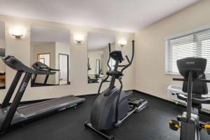 Φωτογραφία από το άλμπουμ του Super 8 by Wyndham Grove City σε Grove City