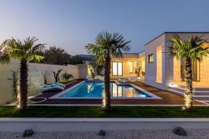 Bazén v ubytovaní Maglica Exclusive Residence alebo v jeho blízkosti