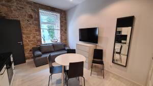 Fotografia z galérie ubytovania Szczytowa Kamienica Apartamenty Blisko Centrum v destinácii Čenstochová