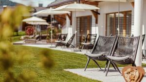Aed väljaspool majutusasutust Tillga Glück - 4 stars