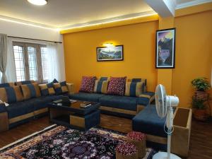 Posezení v ubytování Nepal christian guest house