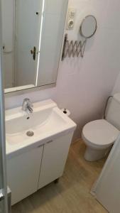 A bathroom at Enjoy your holidays 300m to the Mediterranean sea at Villa DIVALI