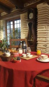 Jídlo v penzionu nebo okolí