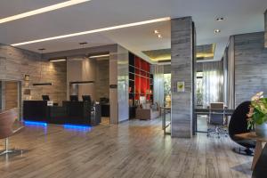 Uma área de estar em Radisson Blu Belo Horizonte Savassi