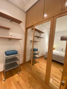 Homy Gran Via emeletes ágyai egy szobában