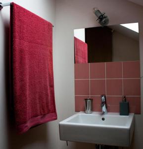 Koupelna v ubytování B&B Moensberg + 13 fotografií