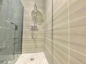 Kúpeľňa v ubytovaní Appartement Floral centre confort et spacieux Netflix et wifi gratuit