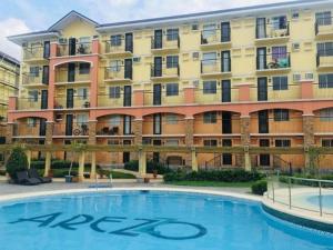 Bazén v ubytování Arezzo Place Davao City - 1BR Condo - Andresen Rentals nebo v jeho okolí