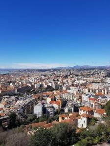 Vue panoramique sur l'établissement studette en plein coeur du vieux Nice