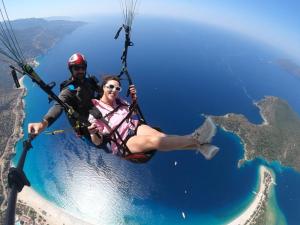 Επισκέπτες που μένουν στο The Villages ,C2 Suite Apart , Havuz, Balkon, Peyzaj