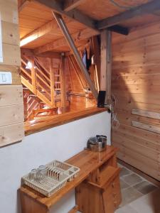 Fotografie z fotogalerie ubytování בקתת עץ בחורש במנות - דום גיאודזי - Wooden cabin in Manot v destinaci Manot