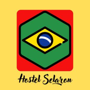 een illustratie van een oog met de woorden iris salition bij Hostel Selaron in Rio de Janeiro