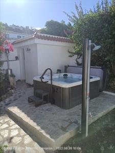Fotografia z galérie ubytovania Schöne Wohnung in Puerto de la Cruz mit Garten. v destinácii Puerto de la Cruz