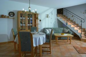 Posedenie v ubytovaní Appartement Chalet Claudia