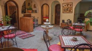 Posezení v ubytování Auberge RIAD DLIM Tamraght